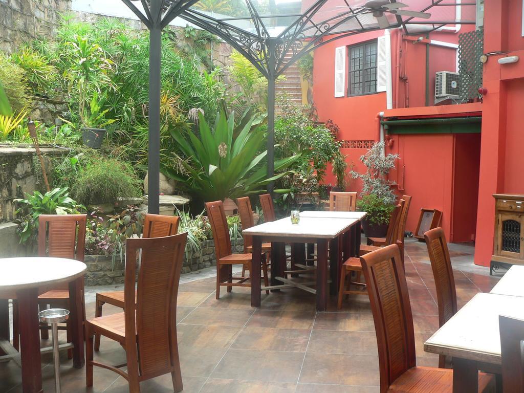 Coblentz Inn Boutique Hotel Belmont Exterior photo